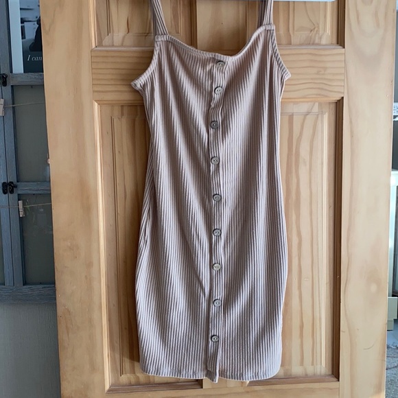 Cream Colored Bodycon Dress - Picture 2 of 3